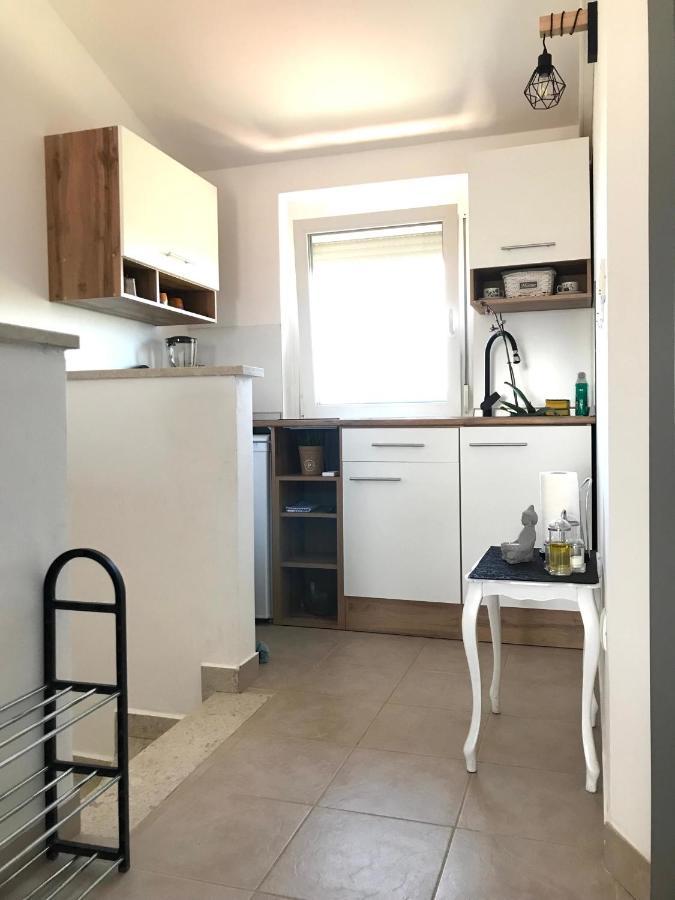 Smokvica Apartment ซาวูดริยา ภายนอก รูปภาพ