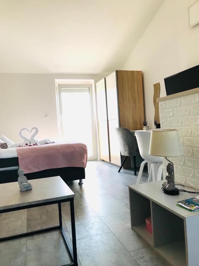 Smokvica Apartment ซาวูดริยา ภายนอก รูปภาพ